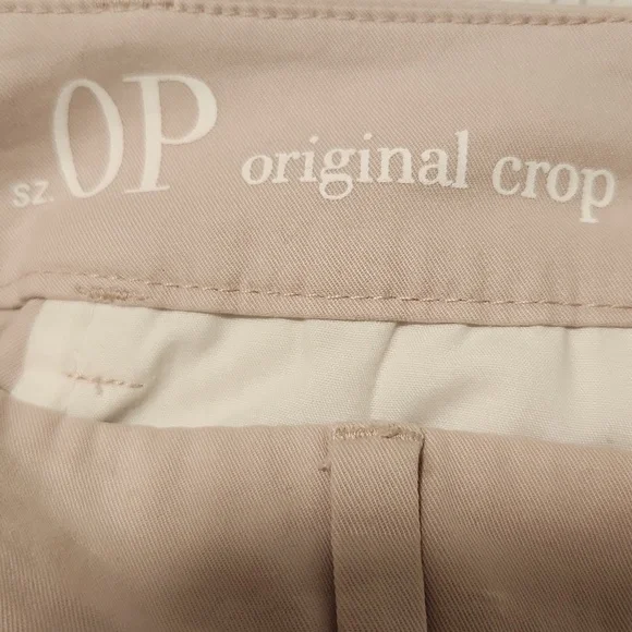 LOFT Capris - Picture 3 of 8